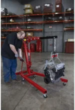 Strongway Hydraulic Engine Hoist with Load Leveler ?C 2-Ton Capacity,1in.-82 5/8in. Lift Range